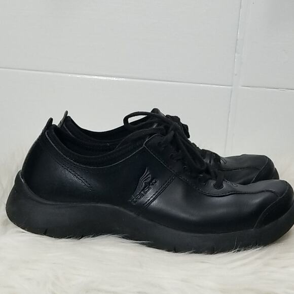 Dansko Elise Slip Resistant Black Sneakers - Picture 1 of 12